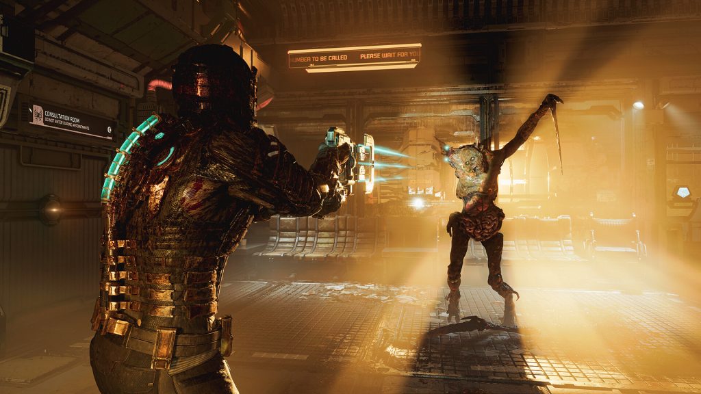 Dead Space: Isaac Clarke shooting a Necromorph. 